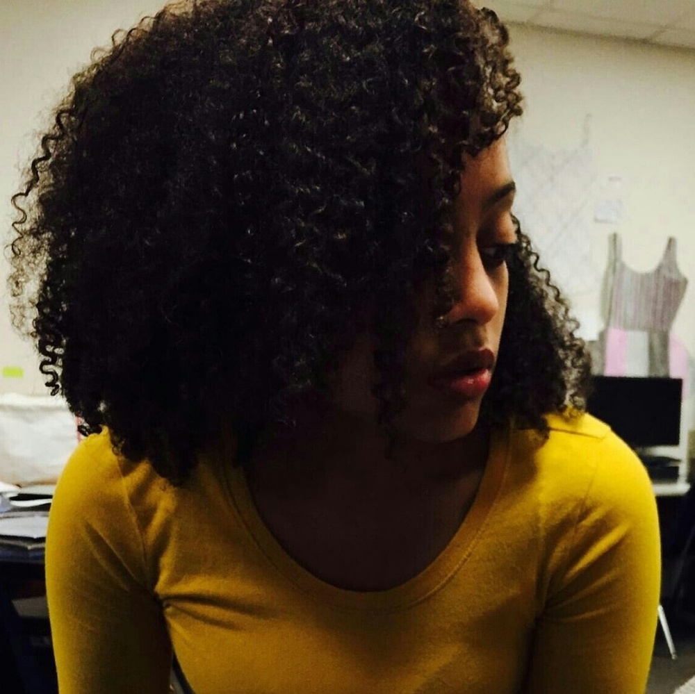 Meet your Posher, Makayla